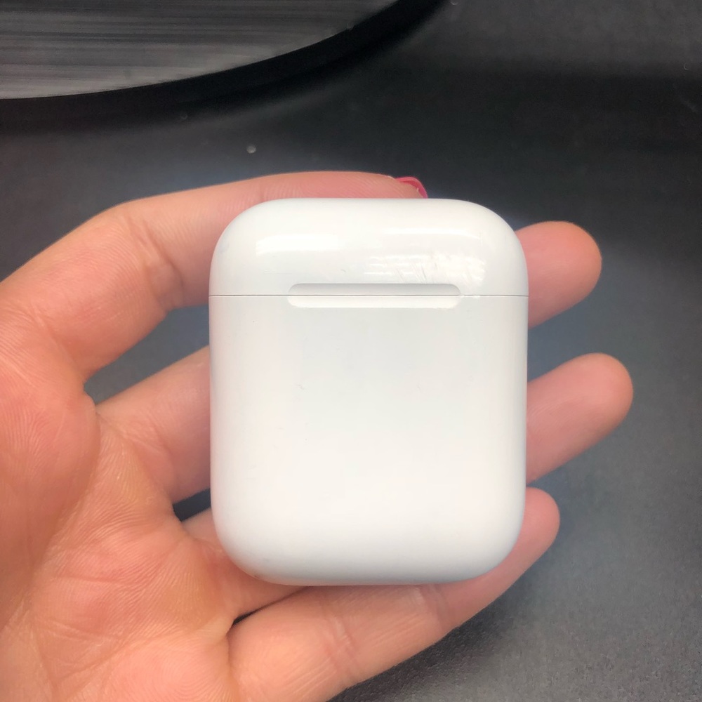 Apple airpods